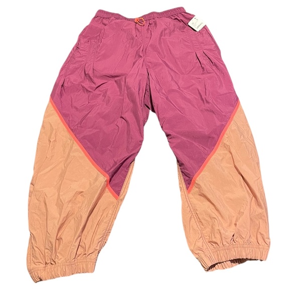 FP Movement Women's Free Throw Pants Mulberry/Mauve Size Small NWT - Picture 6 of 15